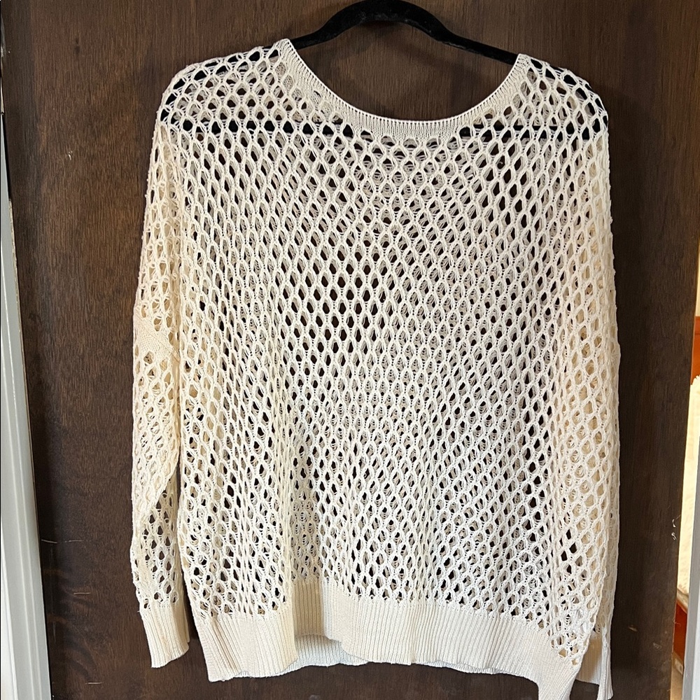 Ladies cover up knit shirt. One size fits all